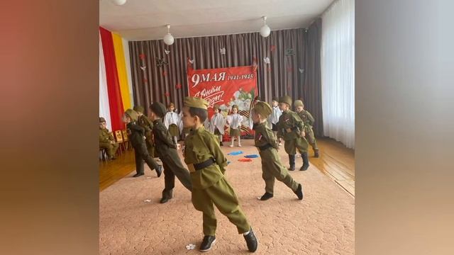 праздник 9мая, средняя группа МБДОУ с. Кадгарон смотреть онлайн