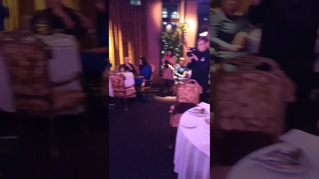 Мы поддерживаем друг друга, и поэтому мы команда смотреть онлайн