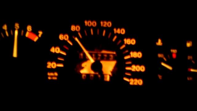 Opel Astra F 1.4 44kW C14NZ (0-100 km/h) смотреть онлайн