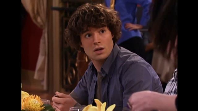 Chocolate Overload ? | Wizards of Waverly Place | Disney Channel UK смотреть онлайн