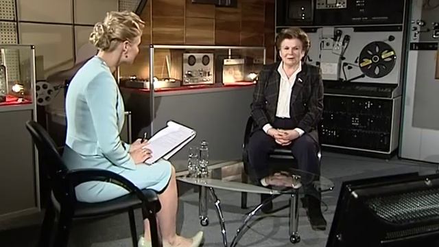 Валентина Терешкова: 54 года со дня полета первой женщины-космонавта смотреть онлайн
