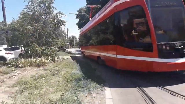 Обкатка нового трамвая по маршруту номер 8 Таганрог. смотреть онлайн