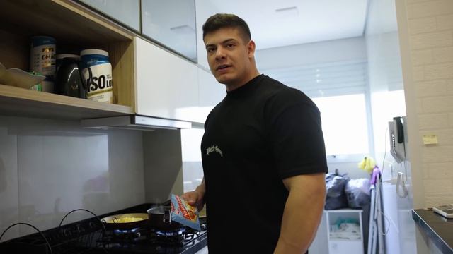 SOBREVIVI A DIETA DO SAM SULEK - BREAKFAST COM MIOJO 🫨