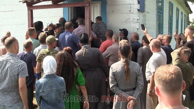Перейти до ПЦУ мешканцям села на Ковельщині завадили «тітушки»? смотреть онлайн