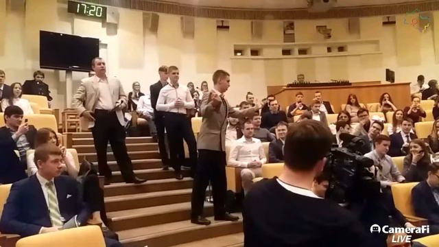 В Госдуме студент спел арию для Жириновского - Москва 2017 г. смотреть онлайн