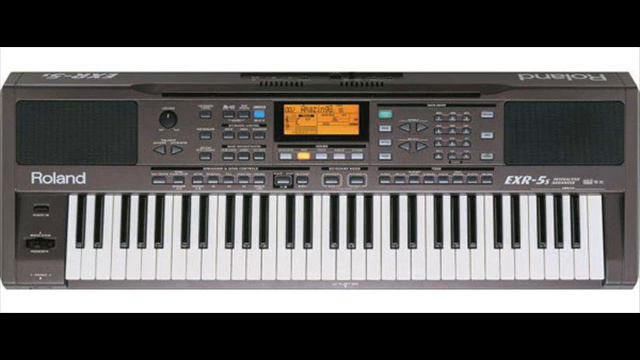 Waka waka Roland EXR 5s смотреть онлайн