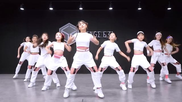 [RED STAGE] Kidsdance - 아기상어 - Baby Shark / Choreo By #마이라벨