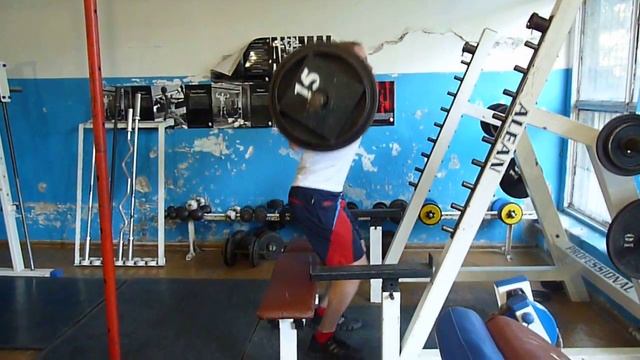 Выпрыгивания со штангой смотреть онлайн