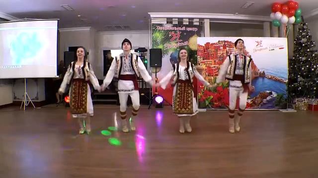 Молдавский танец "Ватра" в гостях у "Экспрессии" смотреть онлайн