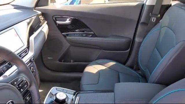 2020 Kia NIRO EV EX Premium смотреть онлайн