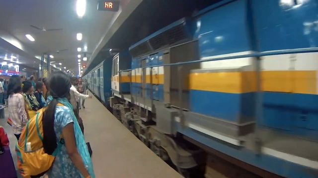 Поезд в Индии (мой опыт). Дели - Варанаси. Индийский дневник-2018, серия 1 смотреть онлайн