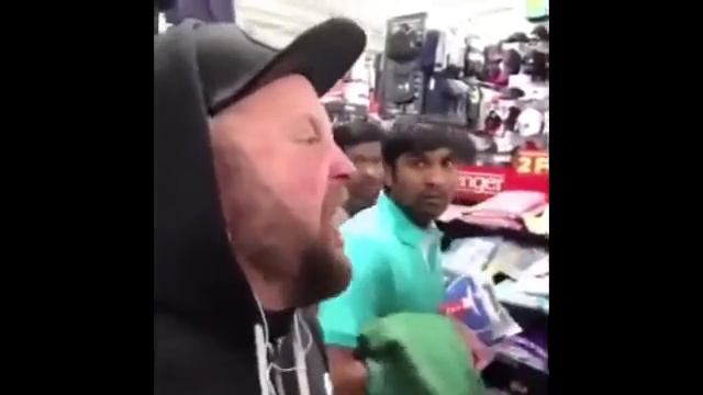 Почему не стоит петь вслух, когда слушаешь музыку в наушниках ☺ смотреть онлайн