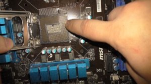 Материнка из Китая. Черный экран при включении. РЕШЕНО.