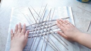 Ажурное дно.  ЧАСТЬ 1. Тарелка или панно. Плетение из бумажной лозы.