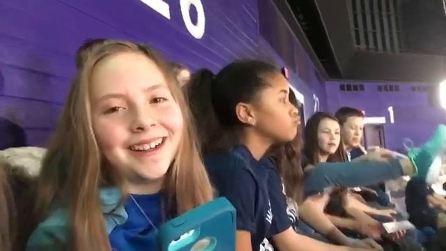 Vlog at globetrotters game смотреть онлайн