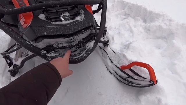 BRP Ski-Doo Expedition SE 900 ACE Turbo Обзор смотреть онлайн