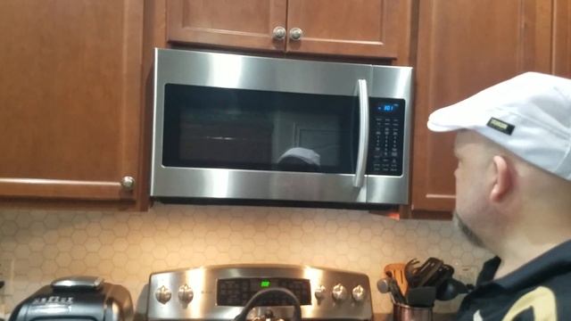 Fix Samsung Microwave NOT HEATING While Running (How Turn Off DEMO Mode Code) смотреть онлайн