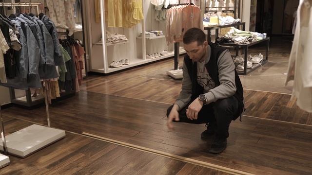 Порожек. Порожек для пола. Решение для стыковки напольных покрытий.