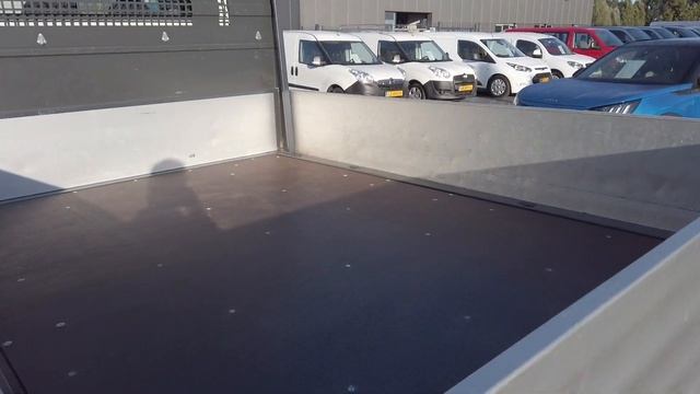 Volkswagen Crafter 32 2.0TDI 109PK L2H1 DC | PICK UP! | Trekhaak | Airco смотреть онлайн