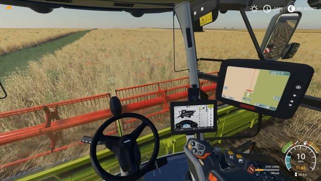 Farming Simulator 19 - CLAAS LEXION 5500 TT Tracked Harvester Working In The Field смотреть онлайн