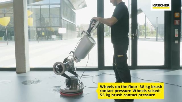 Однодисковая поломоечная машина Karcher BDS 43/Orbital C Spray смотреть онлайн