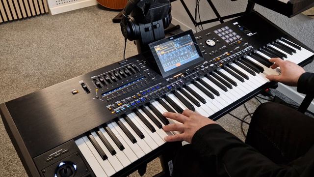 Korg pa5x -"Old Ballade" смотреть онлайн