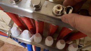 Почему при коллекторной (лучевой) системе отопления не греют часть радиаторов (батарей)