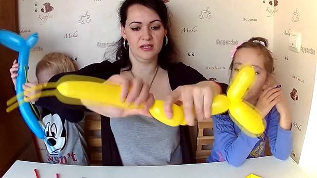 Шарики. Делаем животных из шариков колбасок/Balloons. Making animals out of balloons смотреть онлайн