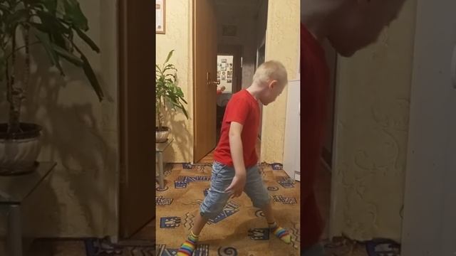 Зелёный Няша Крипер смотреть онлайн