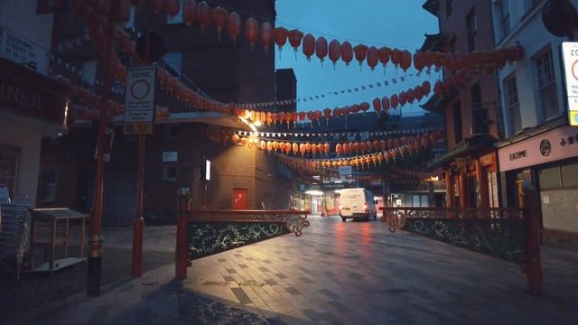 London Walk At Dawn Through Quiet West End & Soho Streets To Buckingham Palace