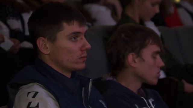 Родина зовет! Мысковские новобранцы отметили День призывника смотреть онлайн