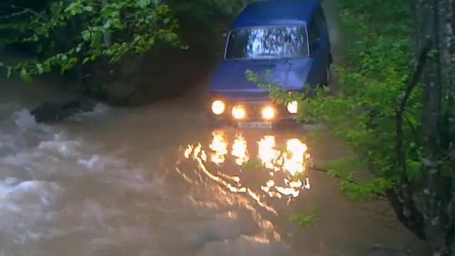 Suzuki Vitara Lada Niva