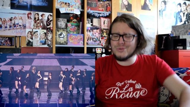 RED VELVET - R TO V Concert Fancams REACTION | Bad Boy, Pose, Beg For Me, Zoom, In & Out смотреть онлайн