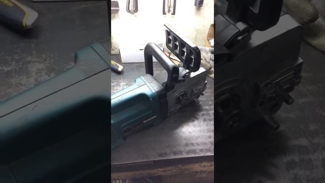 Типичные ошибки на примере цепной пилы Makita UC 4001A смотреть онлайн