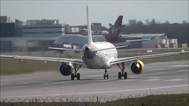 Planes at London Gatwick Airport, LGW - PART 1 (Inc. Emirates A380+Norwegian 787-9) смотреть онлайн