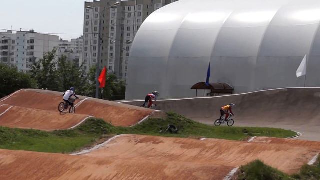 Заезд 20. Круг 2. Младшие девушки 2002-2003 г.р., Первенство спортивной школы, 16 июля 2016 смотреть онлайн