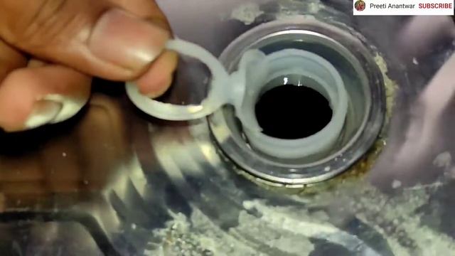 How to open lid of oil can | Open cap of tin oil can смотреть онлайн