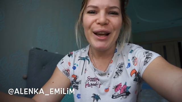КАТЯ И ВАНЯ СТАЛИ РОДИТЕЛЯМИ! ПОЗДРАВЛЯЮ МОЛОДЫХ РОДИТЕЛЕЙ KatyLifeVlog 🥳💐 смотреть онлайн