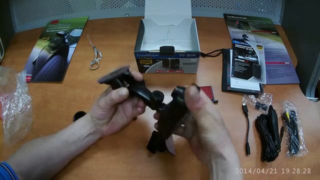 Обзор видеорегистратора TrendVision TV Q2N, часть 1