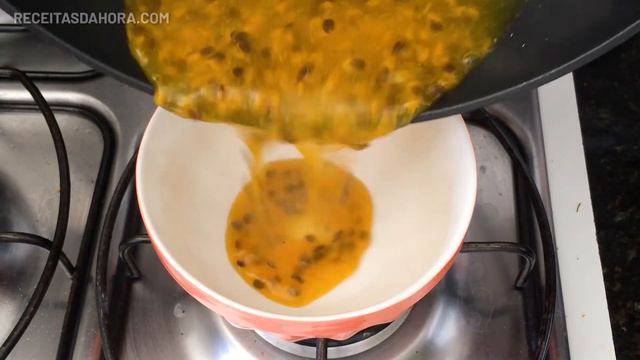 Adicionei MARACUJÁ Na Sobrecoxa e o RESULTADO Ficou incrível! FRANGO AO MOLHO смотреть онлайн