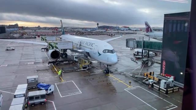 ?LIVE Planespotting in Manchester Airport T2 (I'm off to Tenerife!) смотреть онлайн