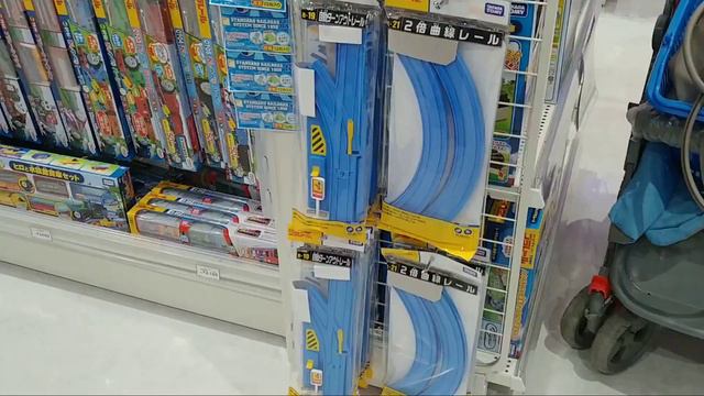 Japan toy shopping vlog|Kids toy shop in Japan|ToysRus|Japan Tamil vlogs|Toy shop video смотреть онлайн