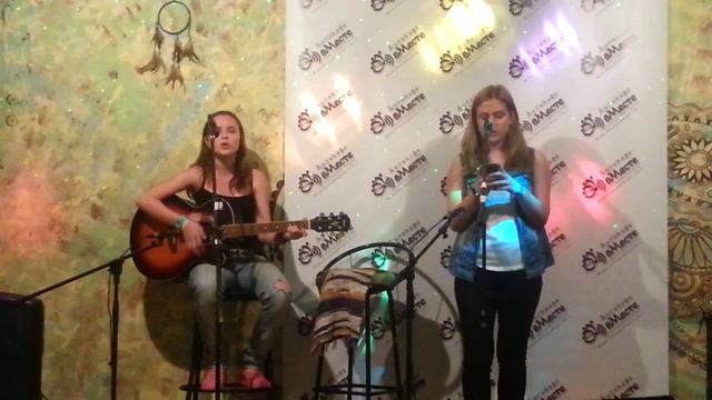 Аня Буянкина и Вика Басанец . Шелкопряд - Флер смотреть онлайн