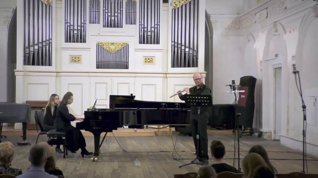 J.S. Bach. Sonata E Minor for Flute and Piano. II part BWV 1034 смотреть онлайн