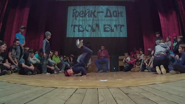 2014 10 26 брейк чемп Твой Бит Курчанская разминка и начало чемпа смотреть онлайн