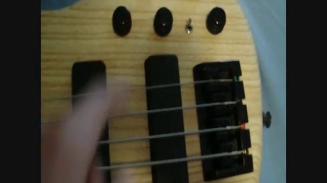 Cort Artisan B4 Overview/Review смотреть онлайн
