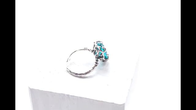 Кольцо с синтезированным апатитом (Nitsetska) смотреть онлайн