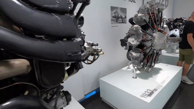 BMW Museum Complete Tour in Munich 4K смотреть онлайн