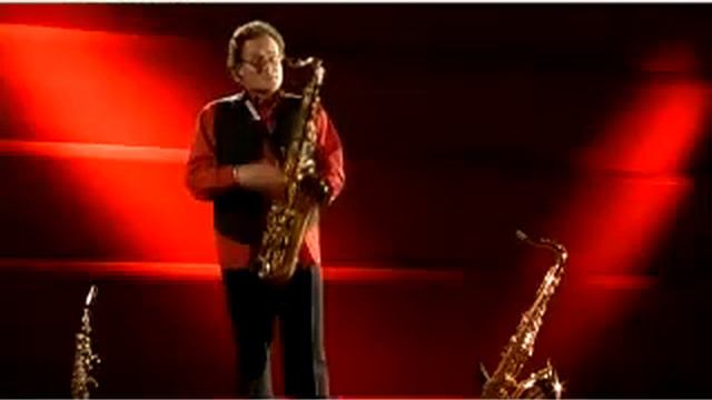 Peter Weniger talks about the Yamaha Saxophone смотреть онлайн