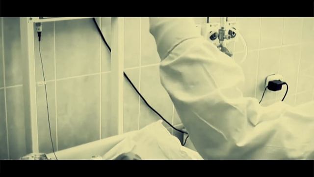 Сердце разрывается. История от акушерки смотреть онлайн